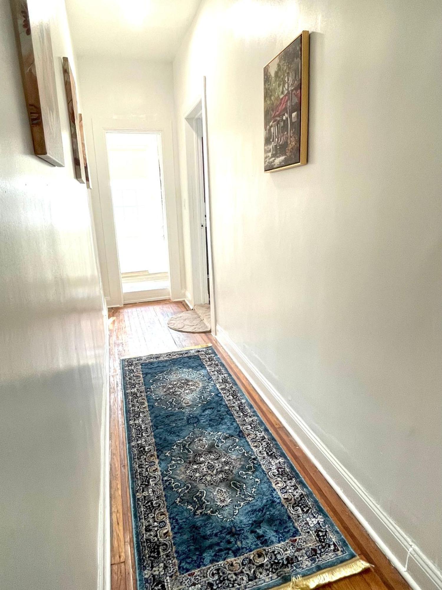 Gorgeous Victorian House!! Entire In Sam's *